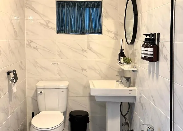 Hongdae Hapjeong 3br For 4 To 8 People *