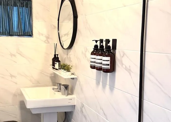 Hongdae Hapjeong 3br For 4 To 8 People * Séoul